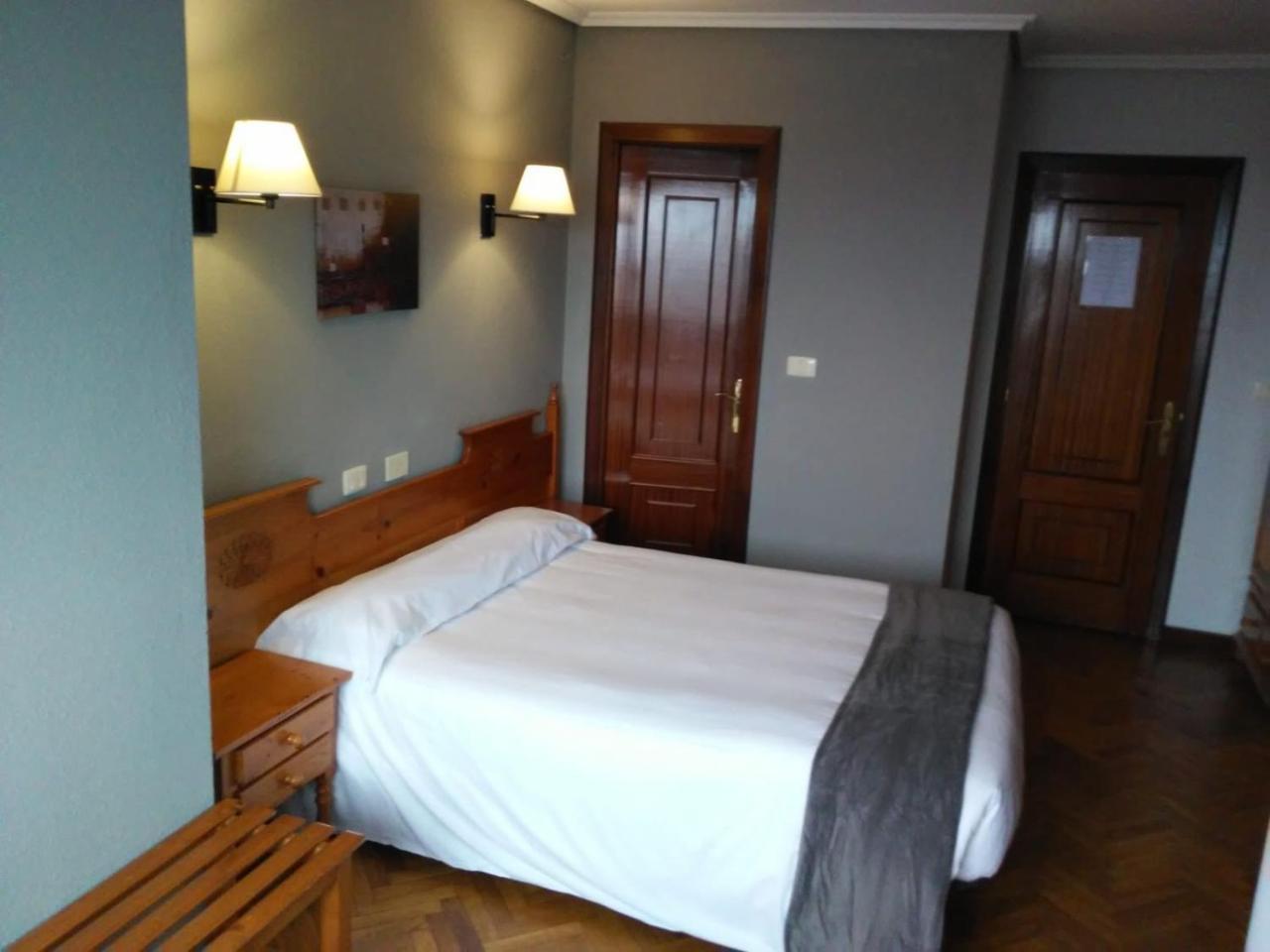 Hostal San Telmo Tui Eksteriør billede